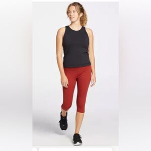 New with tags CALIA Women's Power Sculpt Knee Crop Bike Short Dark Clay size M